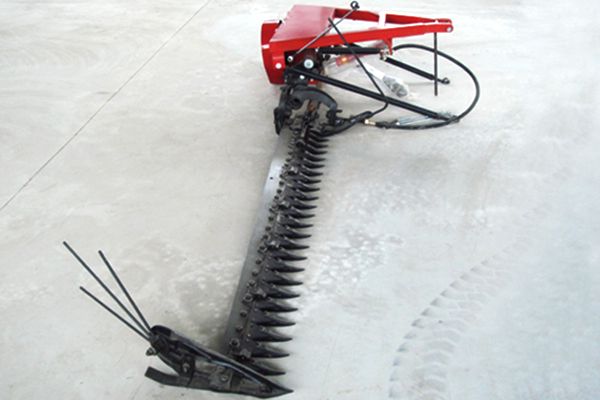 懸掛往復(fù)式割草機